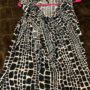 Black and White trendy blouse